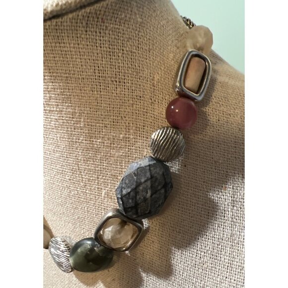 Stone And Cat Eye Necklace -- 18" - Picture 5 of 9